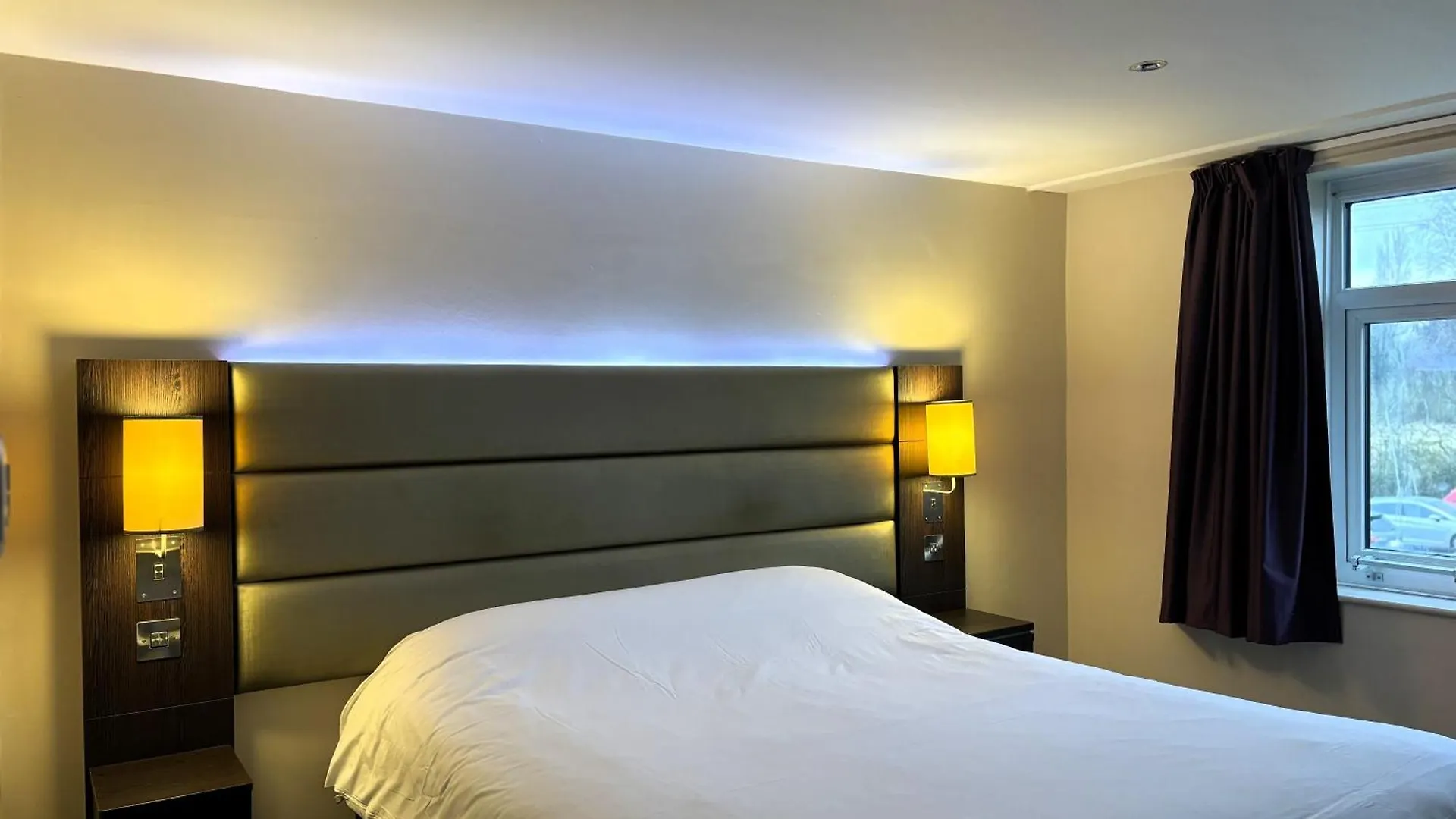 Premier Roomz Two Mills Ledsham  0*, Ledsham (Cheshire) United Kingdom